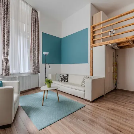 Mirage Vaci Street Apartmán *