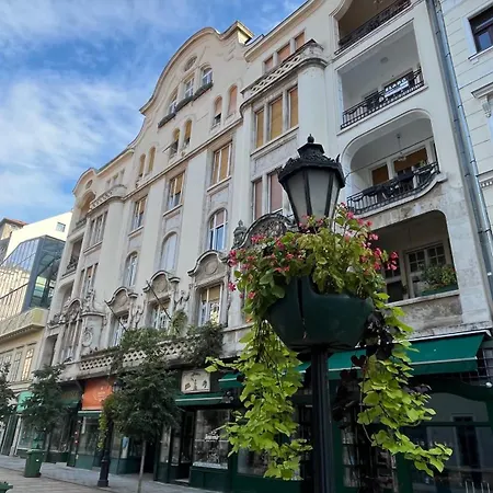 Apartment Mirage Vaci Street *