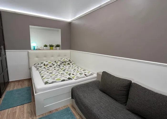 Mirage Vaci Street * Budapesta